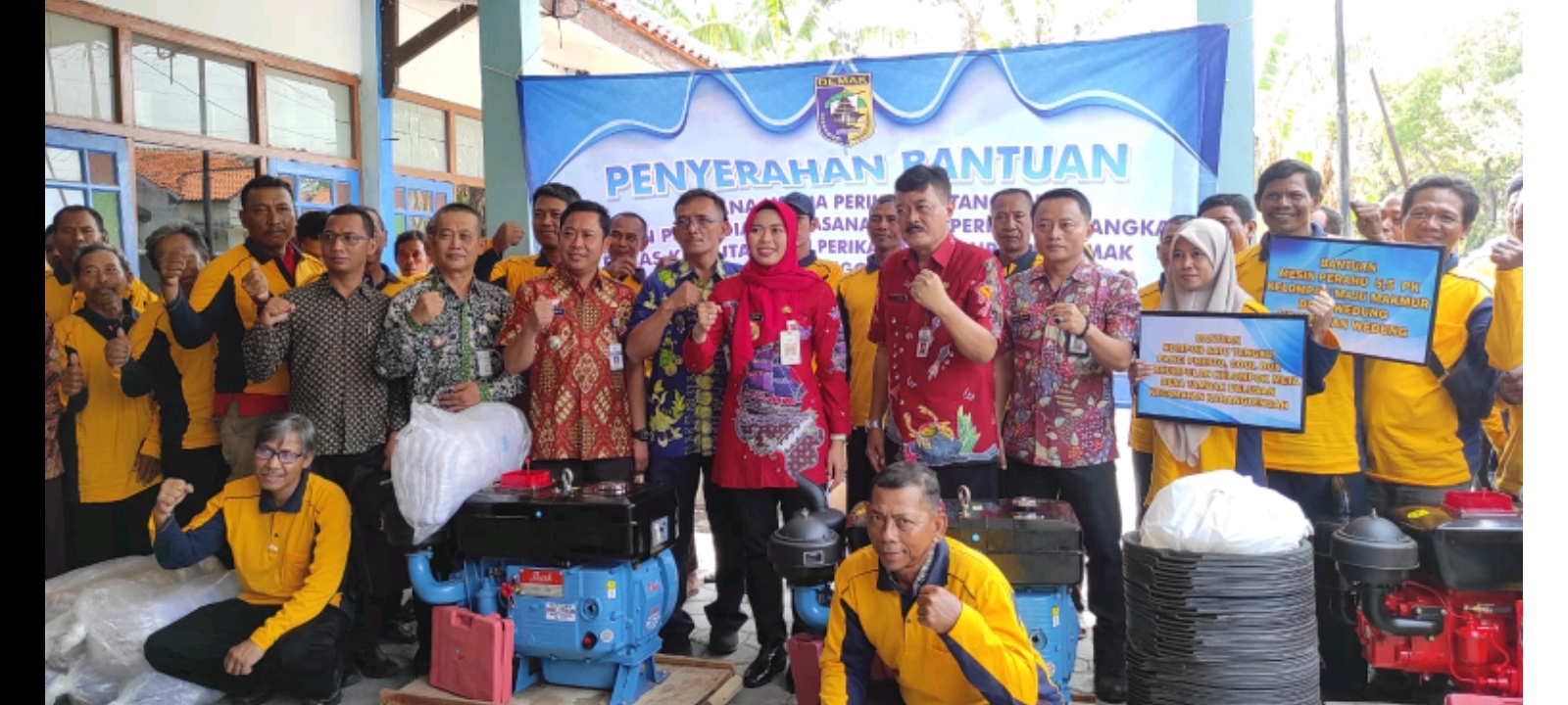 Nelayan Demak Terima Bantuan Sarpras Senilai Rp 1,5 M, Bupati: Terima Kasih Masih Setia Melaut