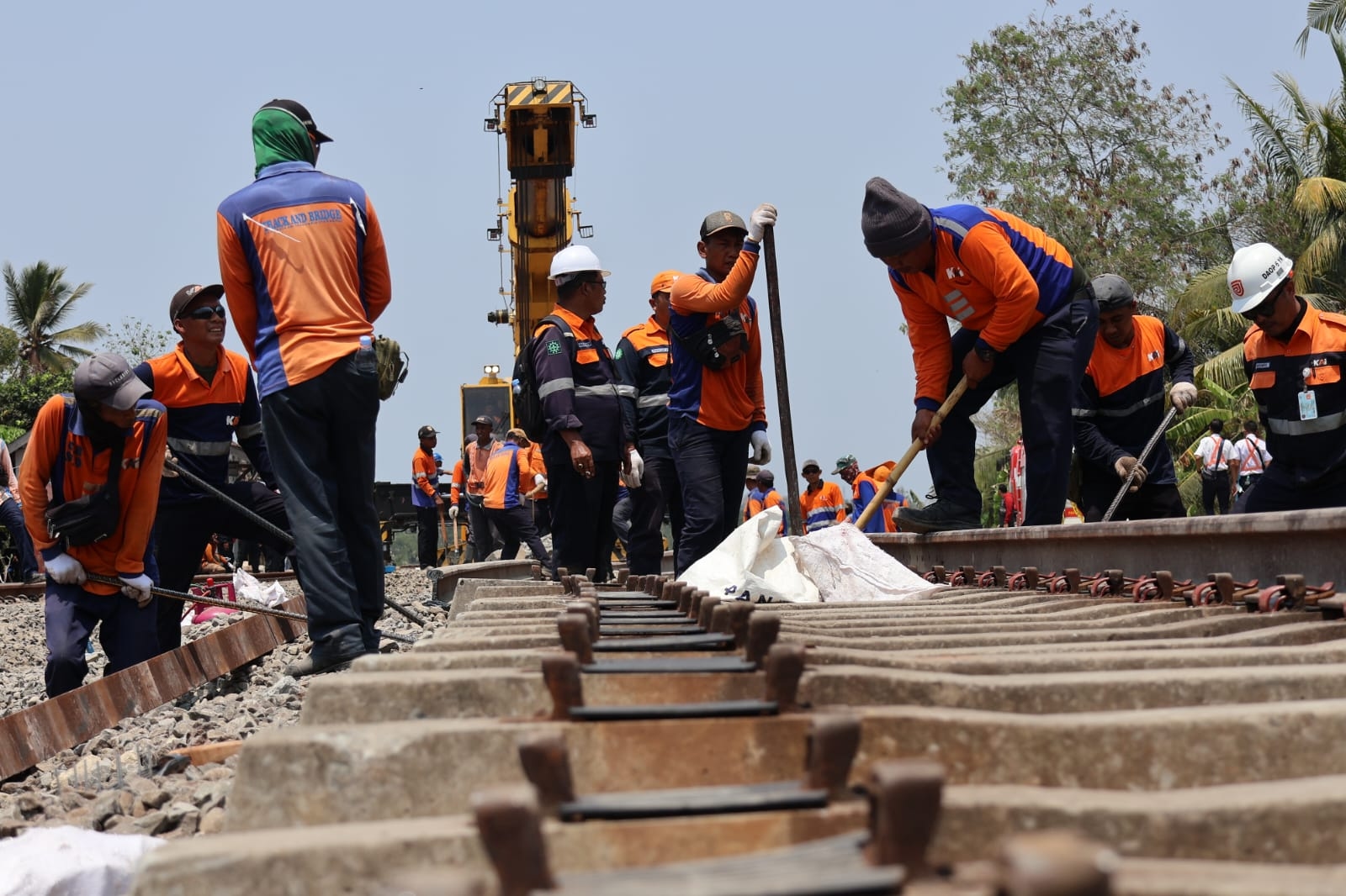 Jalur Antara Sentolo – Wates Sudah Dapat Dilalui KA dengan Kecepatan Terbatas