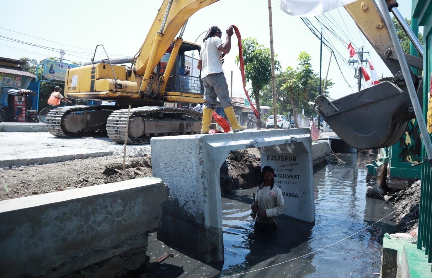 Jelang Musim Hujan, Proses Pembangunan Jalan dan Saluran Air di Kota Semarang Dipercepat