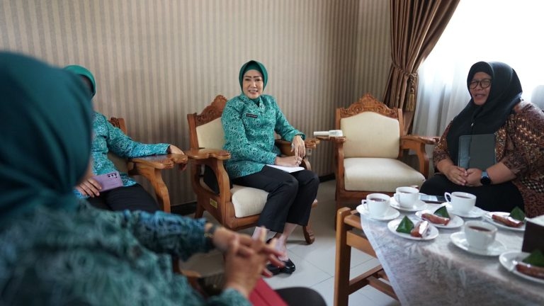BKKBN Jateng dan PKK Bersinergi Tekan Angka Stunting Melalui Pendidikan Pola Asuh