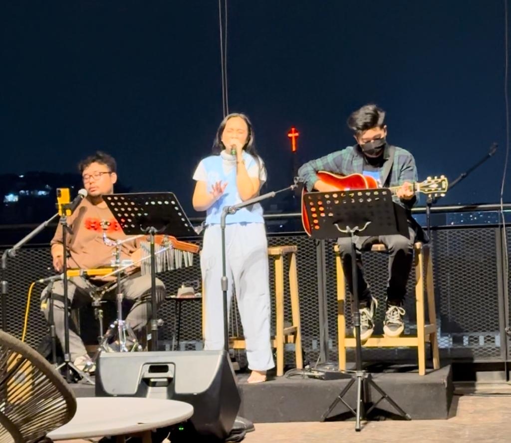Rooms Inc Semarang Manjakan Para Pecinta Musik Jazz Dengan Menghadirkan Jazzmile