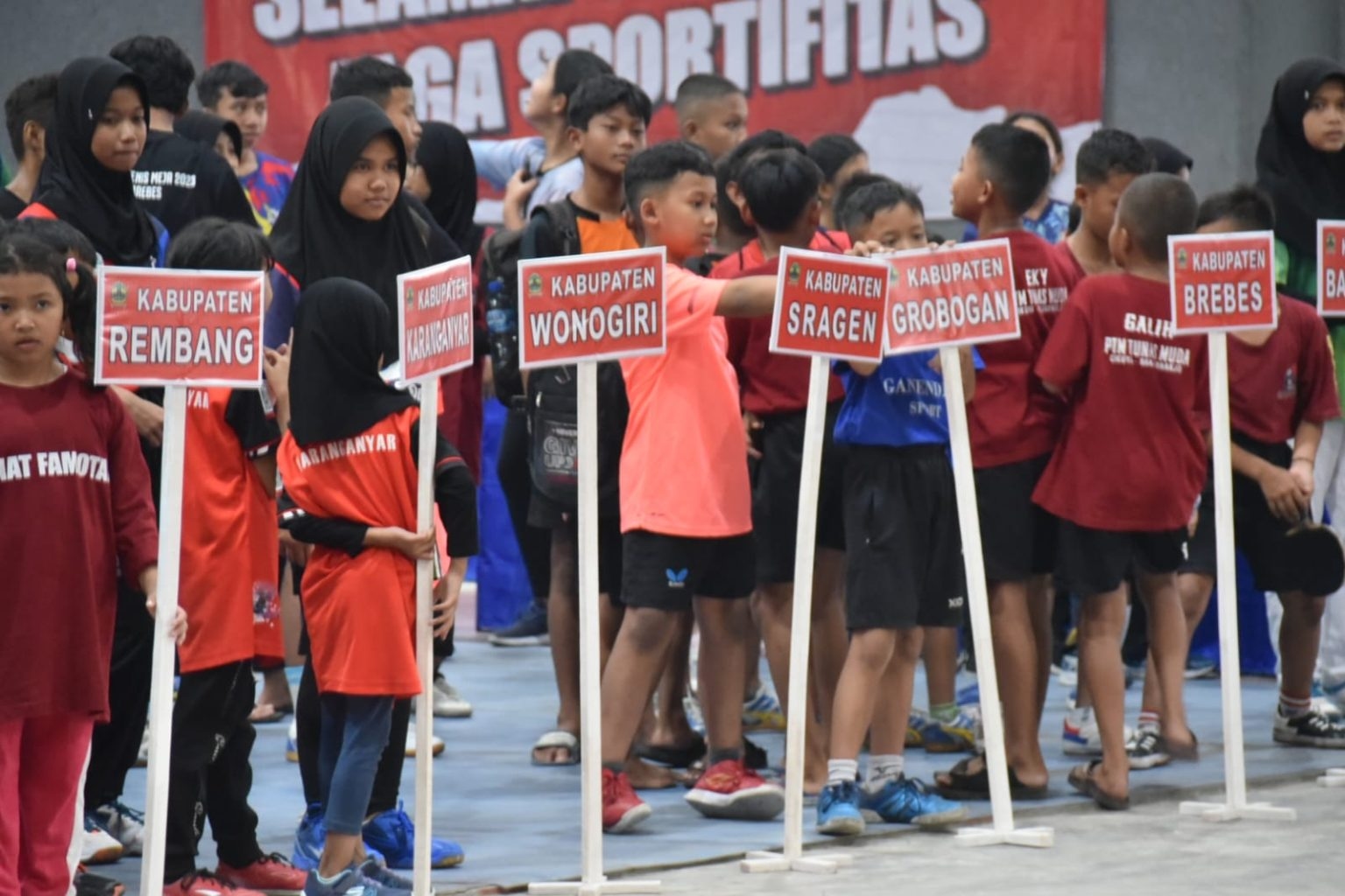 Kejuaraan Tenis Meja Kelompok Umur: 700 Petenis Bersaing Rebut Piala Gubernur Jateng