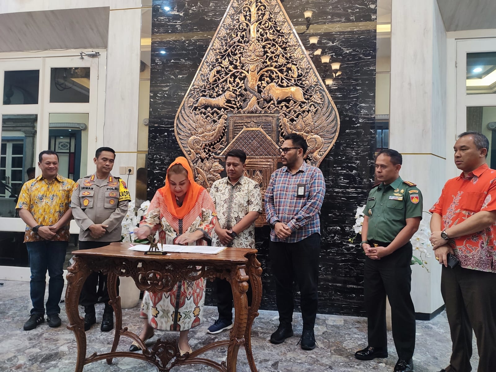 Pemkot, KPU, dan Bawaslu Kota Semarang Tanda Tangani Naskah Hibah Pemilu 2024