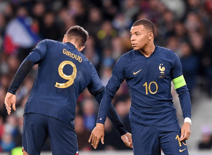LIVE STREAMING SIARAN LANGSUNG GRATIS Prancis vs Polandia di RCTI, Update LIVE SCORE Babak Pertama Kedua EURO 2024 Malam Ini