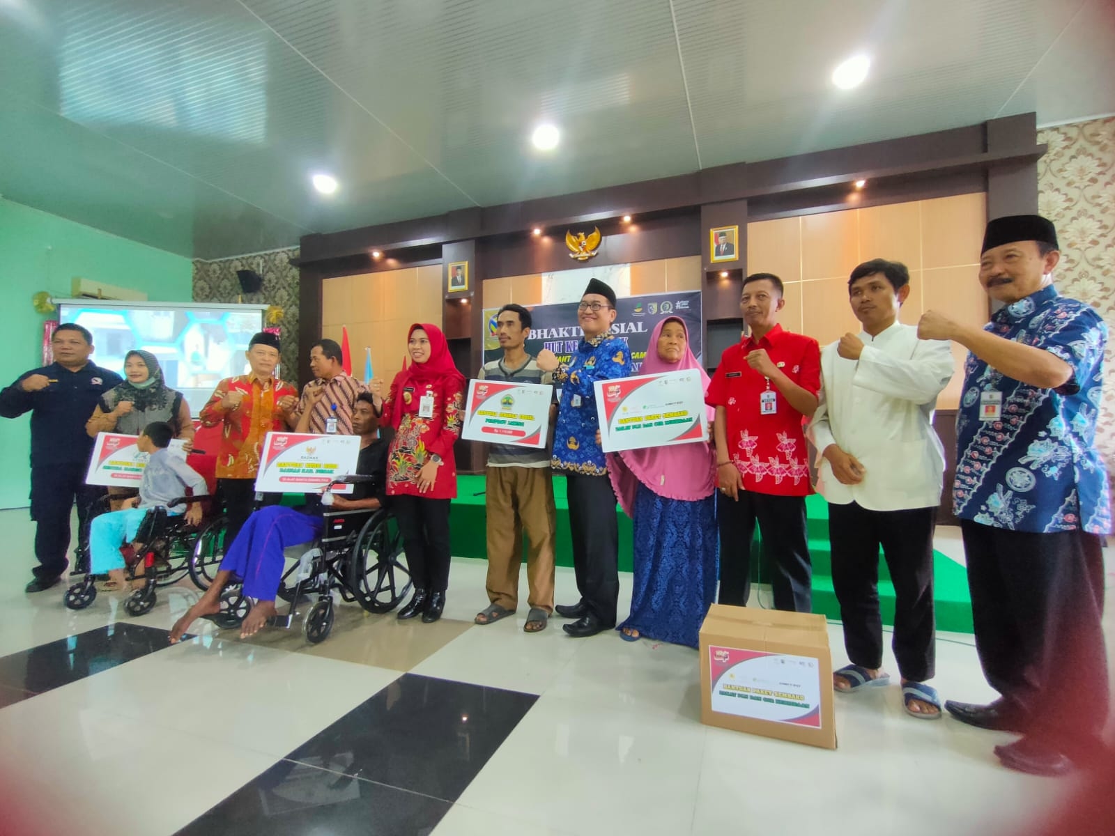 Memperingati Hari Ulang Tahun Ke-14 Tenaga Kesejahteraan Sosial Kecamatan (TKSK) Kabupaten Demak Serahkan Bantuan