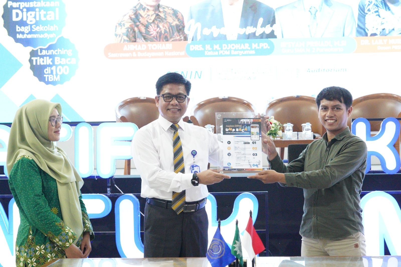 Gandeng MPI Banyumas, UMP Hibahkan Perpustakaan Digital Bagi Sekolah Muhammadiyah