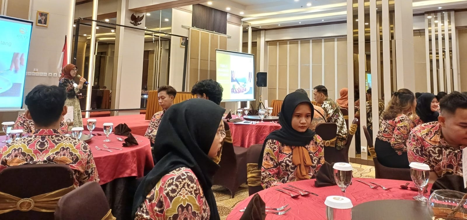 Prodi Pariwisata USM Gelar Pelatihan Table Manner