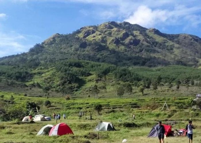 Menelusuri Keindahan serta Menyelami 4 Kisah Mitos di Gunung Ungaran: Tempat Wisata Penuh Sejarah di Kabupaten Semarang