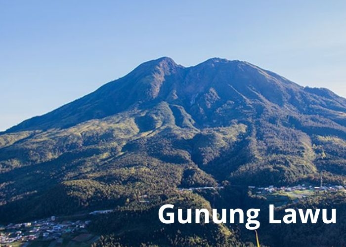 Misteri Pasar Setan Gunung Lawu: Antara Mitos dan Sejarah Gaib