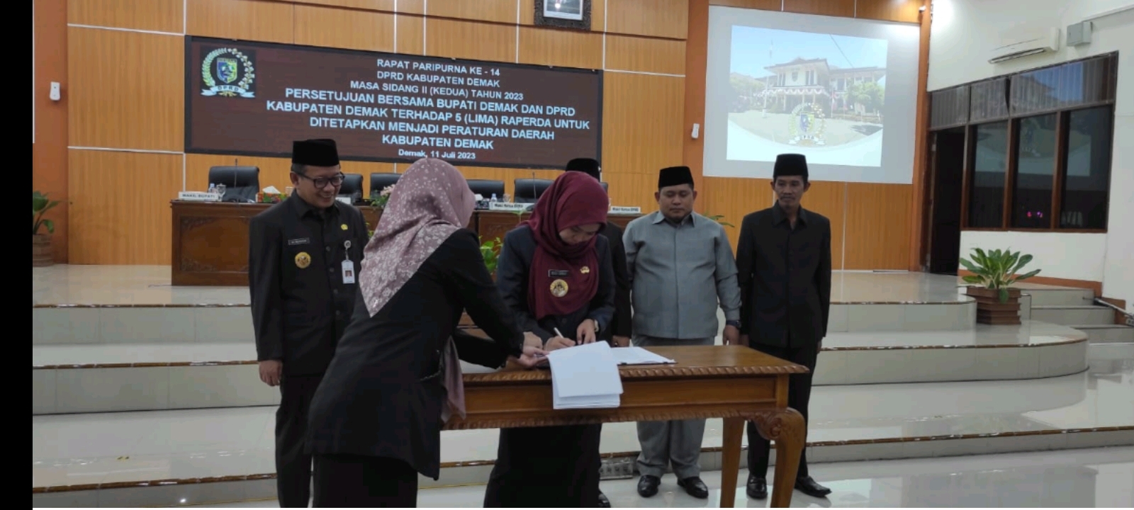 Rapat Paripurna, DPRD Demak Setujui Perda Kabupaten Layak Anak