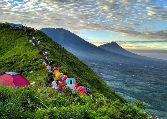 Menapaki Keindahan dan Misteri Gunung Andong di Jawa Tengah, Berikut 8 Faktanya!