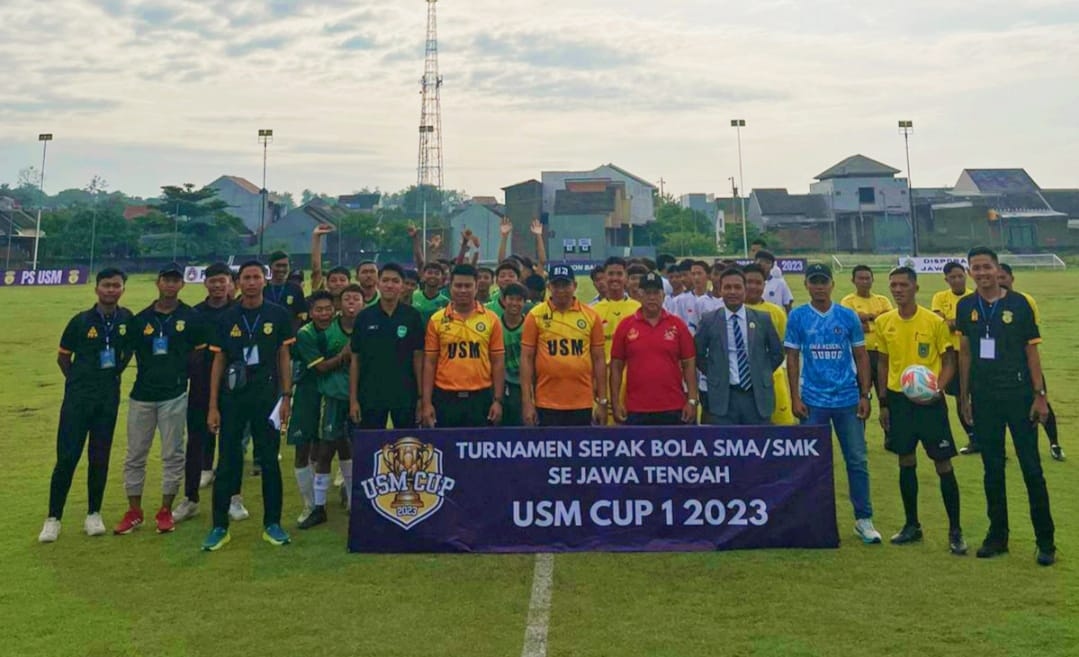 USM CUP 2023 Resmi Dibuka: Dr. M. Junaidi Berikan Sambutan Inspiratif di Stadion Balasuga