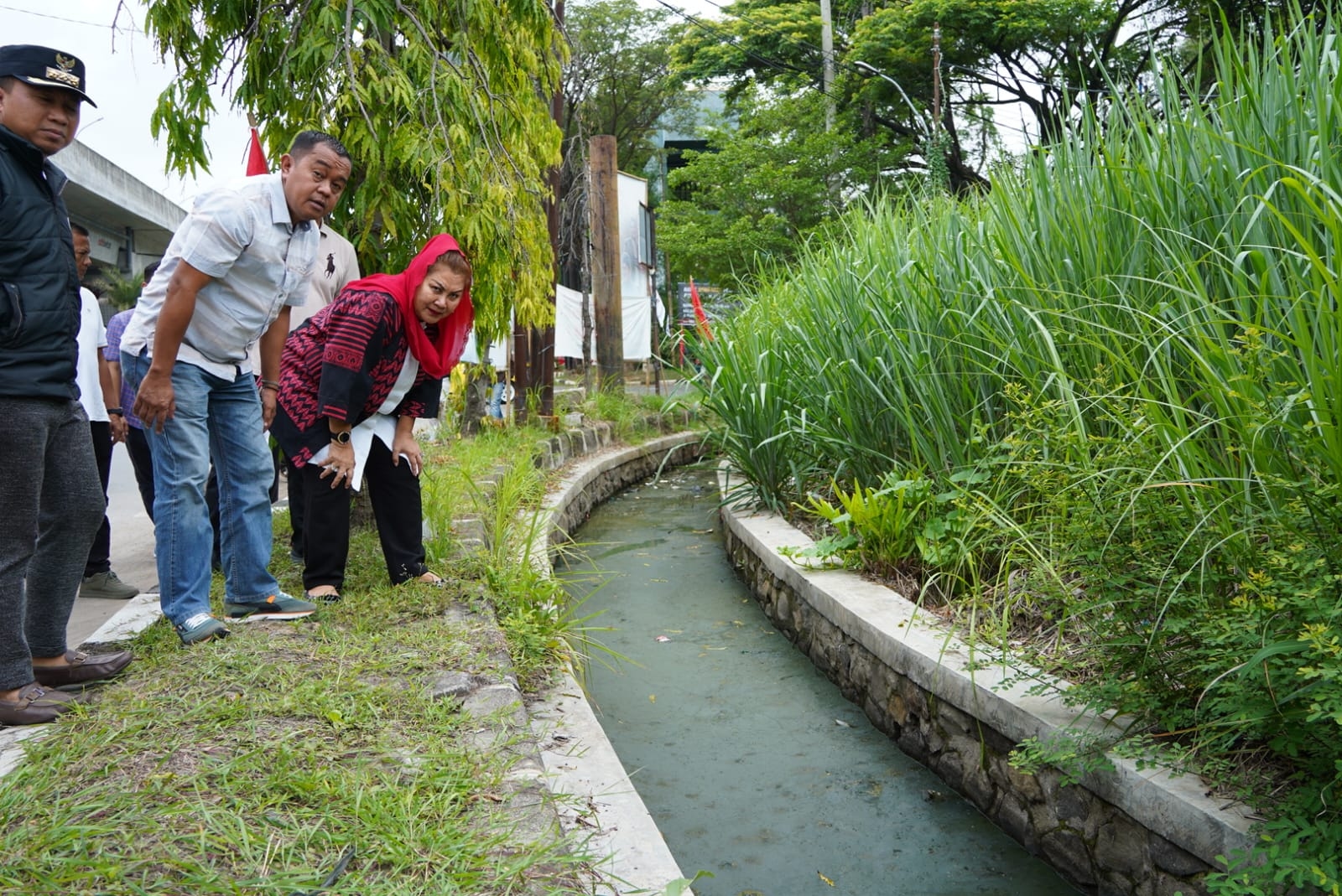 Merespon Aduan Warga Anjasmoro Karena Wilayahnya Kerap Banjir, Mbak Ita Temukan Saluran Air Tersumbat
