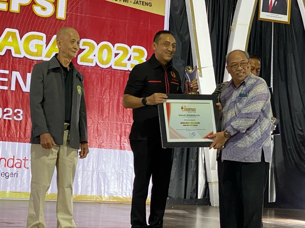 Jadi KONI Terbaik di Jateng, Arnaz : Ini Persembahan untuk Seluruh Atlet Peraih Medali
