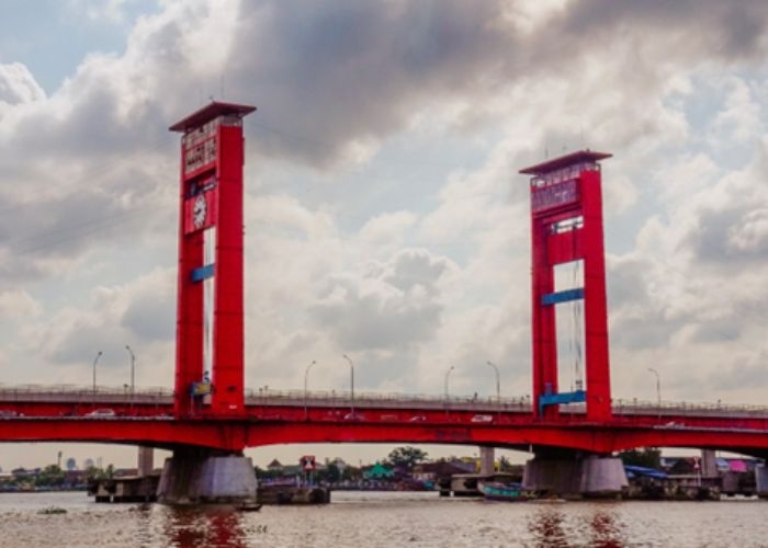 Misteri Jembatan Ampera Palembang: Sejarah, Kepemilikan, dan Kisah Mistisnya yang Menyentuh Hati