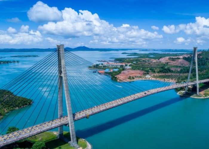 Jembatan Barelang: Keajaiban Teknik, Sejarah Megah, dan Misteri Budaya di Pulau Batam