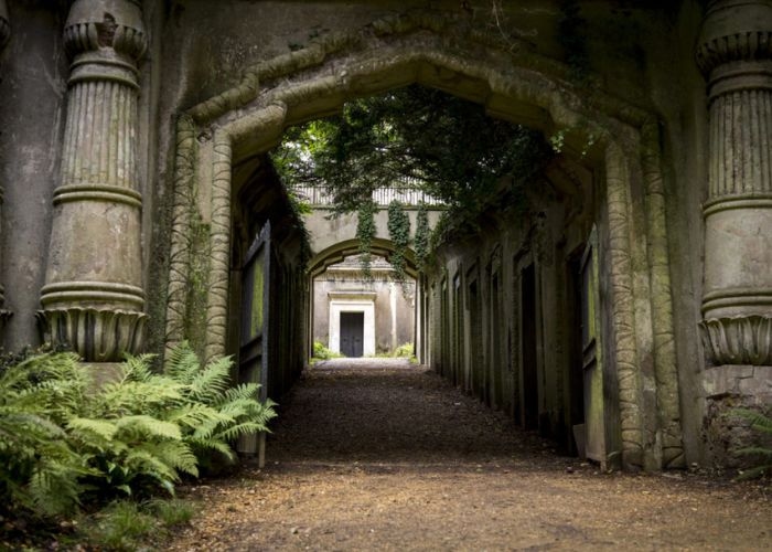 Keangkeran dan Misteri Highgate Cemetery, Tempat Pemakaman Penuh Kisah Misterius