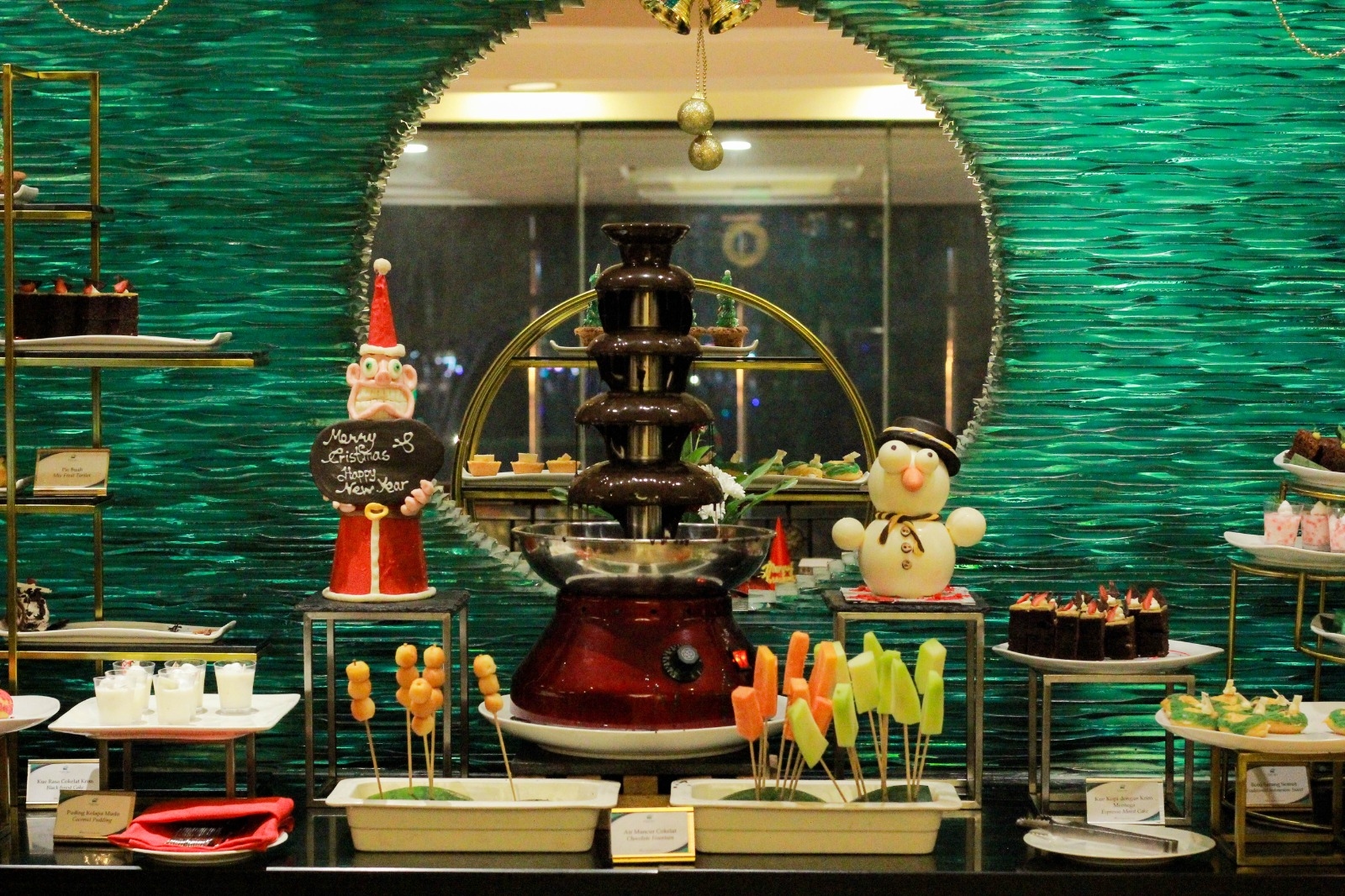 Christmas Dinner & Brunch Di Hotel Ciputra Semarang Bagikan Kehangatan Yang Tidak Terlupakan