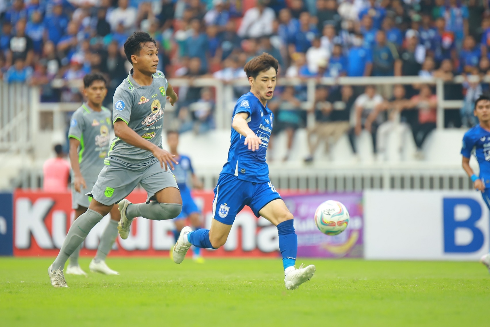 Live Streaming HASIL AKHIR PERSEBAYA vs PSIS di Liga 1 Sore Ini, KLIK Link Resmi Nonton GRATIS Indosiar LIVE SKOR Babak Pertama Kedua