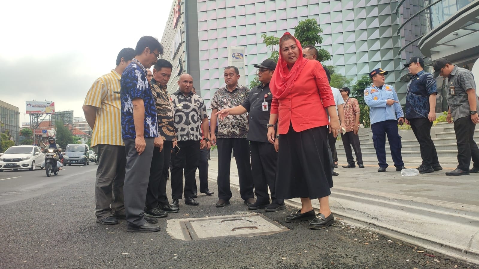 Hasil Tinjauan Wali Kota Semarang, Ternyata Ini yang Membuat Jalan Pemuda dan Gendingan Kerap Banjir