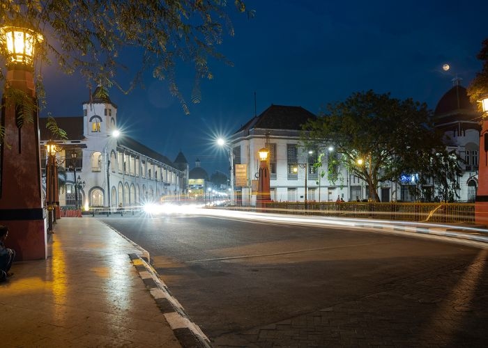 Jejak Sejarah di Jembatan Mberok: Menelusuri Kisah Kota Lama Semarang