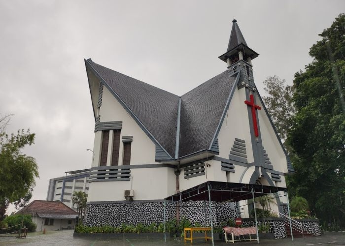 Perkembangan Gereja Gereformeerd Semarang: Pesona Arsitektur dan Jejak Sejarah di Pusat Kota
