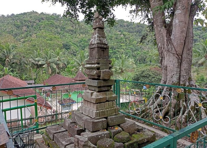 Sejarah dan Perjalanan Candi Pringtali di Perbukitan Manoreh: Kekayaan Mistis di Lereng Jalur Samigaluh, Nanggulan