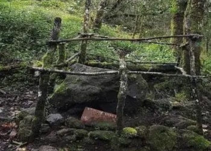 Misteri Batu Lingga: Tempat Bertapa yang Bersejarah dan Juga Keberadaan Kakek Mulia