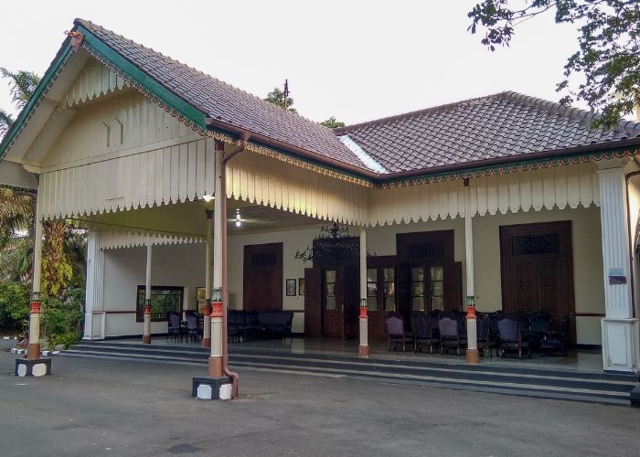 Peninggalan Bangunan Bersejarah: Rumah Dinas Walikota Salatiga, Jejak Sejarah yang Tetap Megah di Tengah Kota