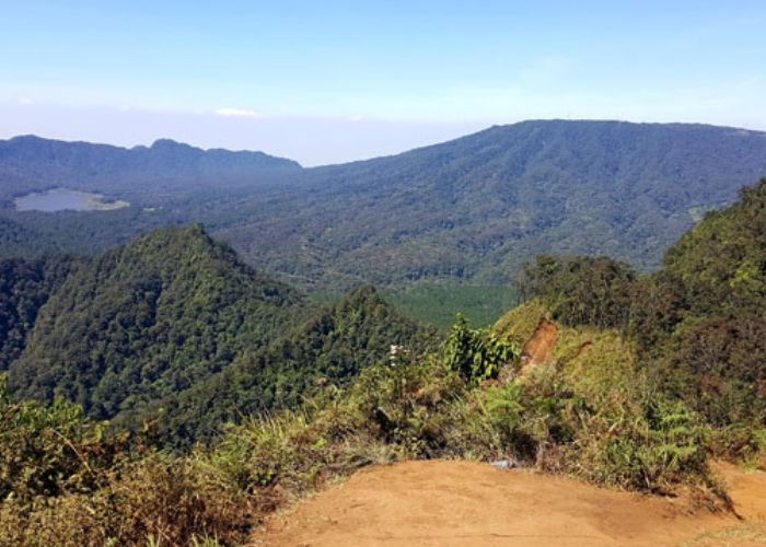 Kisah Misteri: Gunung Burangrang, Keindahan Alam dan Misteri yang Merayu Pengunjung