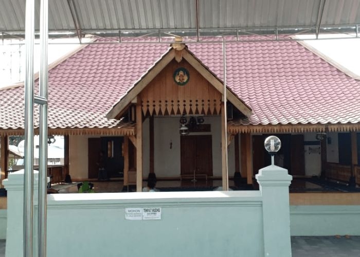 Perjalanan Kisah Bangunan Bersejarah: Menapak Sejarah dan Kesejukan Kompleks Masjid Pathok Negoro Mlangi, Sleman Yogyakarta