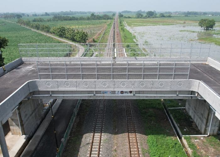 DJKA Terus Tingkatkan Keselamatan: Pembangunan Fly Over Krian dan Kedinding Menunjang Operasional Jalur Ganda Mojokerto-Sepanjang