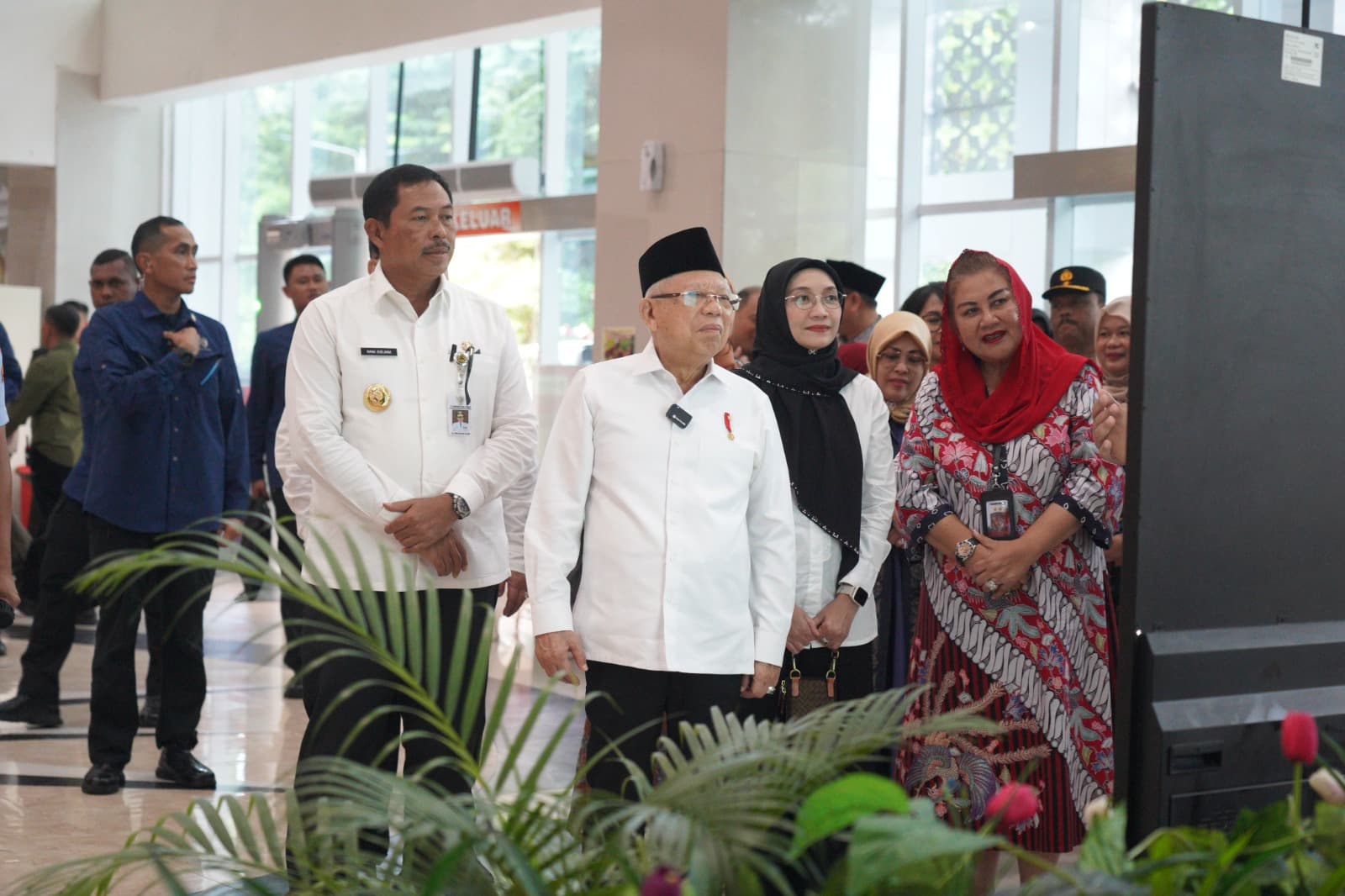 Tinggalkan Semarang, Wapres Makruf Amin Hadiri Haul Mbah Ma'shoem Lasem dan Ziarah ke Mbah Muttamakin Pati