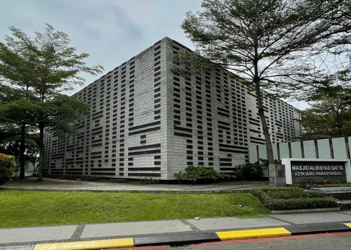Eksplorasi Sejarah serta Keunikan Masjid Al Irsyad: Perpaduan Desain Megah dan Makna Filosofis