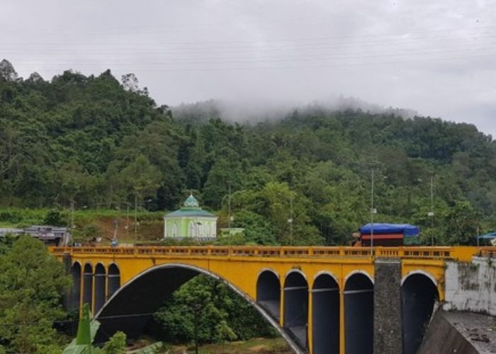 Misteri di Balik Jembatan Bolong, Mamuju: Permintaan Tumbal dan Makhluk Astral