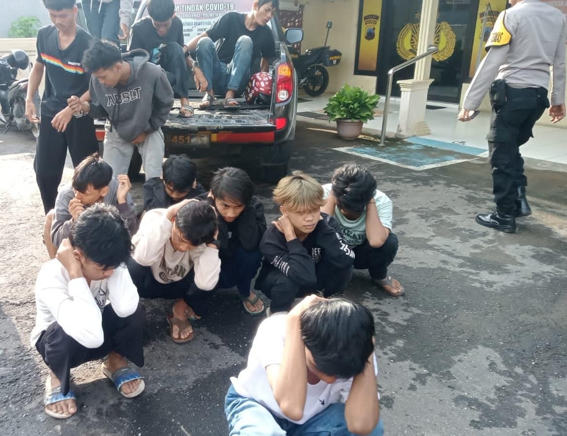 Polresta Banyumas Amankan Enam Remaja Anggota Geng Motor yang Bentrok Gunakan Senjata Tajam