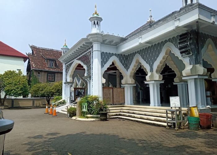 Keindahan Sejarah Masjid Agung Jepara: Jejak Ukiran Kayu dan Karya Arsitektur