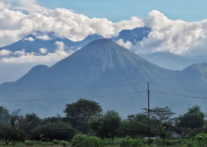 Misteri Pasar Setan di Gunung Arjuno: Petualangan di Antara Keindahan Alam dan Pesona Mistis di Dataran Tinggi