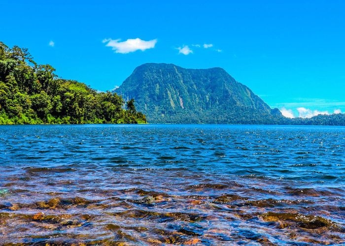 Eksplorasi Keajaiban dan Keindahan Alam Danau Gunung Tujuh: Pesona Alam serta Misteri yang Selalu Menghipnotis