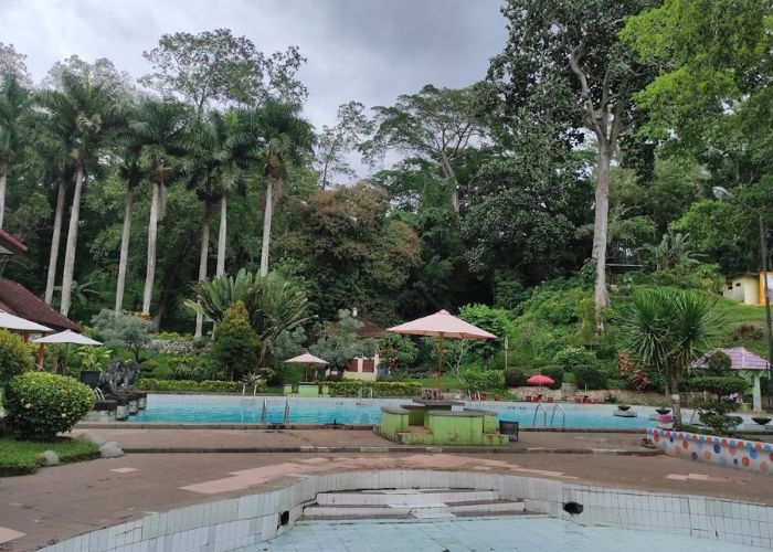 Keindahan Alam dan Misteri yang Menyelimuti Pemandian Alam Tasnan Bondowoso: Destinasi Wisata yang Memikat