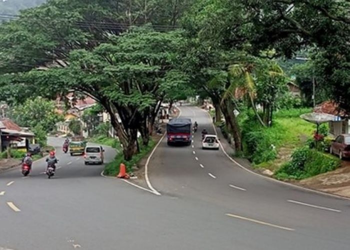 Misteri yang MenyelimutiJalur Nagreg: Kisah Hantu Narsis dan Banyaknya Penampakan Mistis