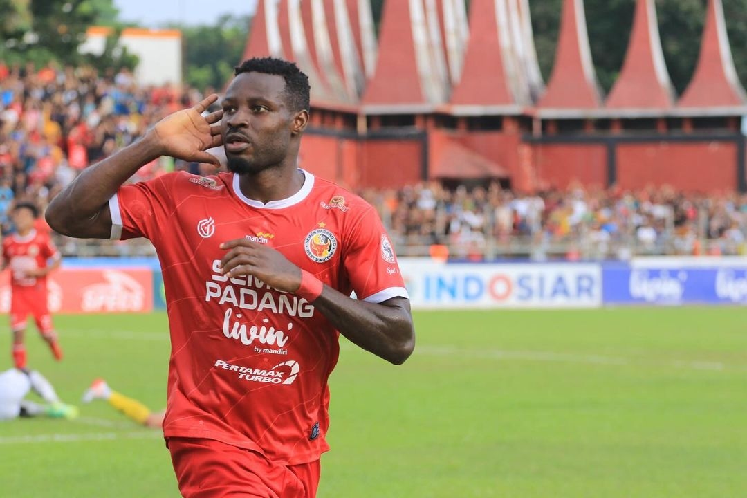 Pelatih Delfiadri Ungkap Kondisi Kenneth Ngwoke Masih Tanda Tanya, Diragukan Perkuat Semen Padang vs Malut United