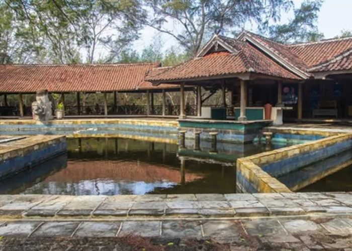 Misteri yang Menyelimuti Bounty Beach Club Bungalows: Kisah Dibalik Resort Terbengkalai di Gili Meno, Lombok Utara