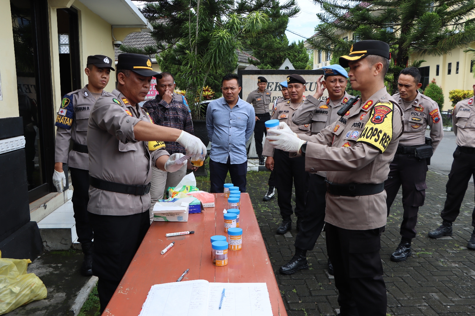 Polresta Magelang Mendadak Lakukan Tes Urine Pada Anggota, Ada Apa?