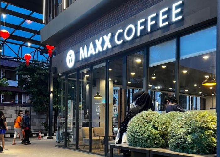Rekomendasi Cafe Hits di Semarang: Maxx Coffee: Destinasi Kopi dan Tempat Nongkrong Nyaman di DP Mall