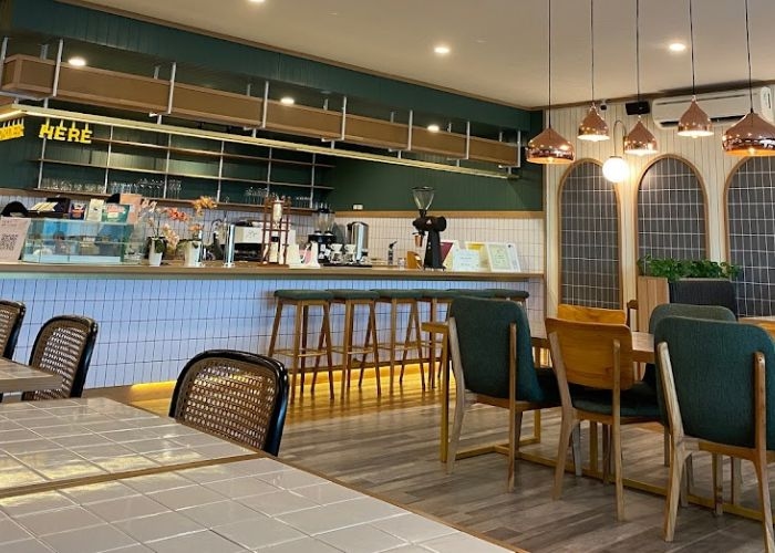 Rekomendasi Cafe Hits dan Instagramable: Cafe de Popis, Cafe Hidden Gems di Demak