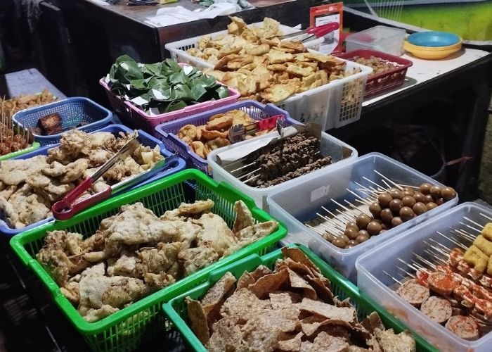 Nasi Kucing Pak Gik, Rekomendasi Tempat Murah Meriah untuk Buka Puasa Bersama di Semarang