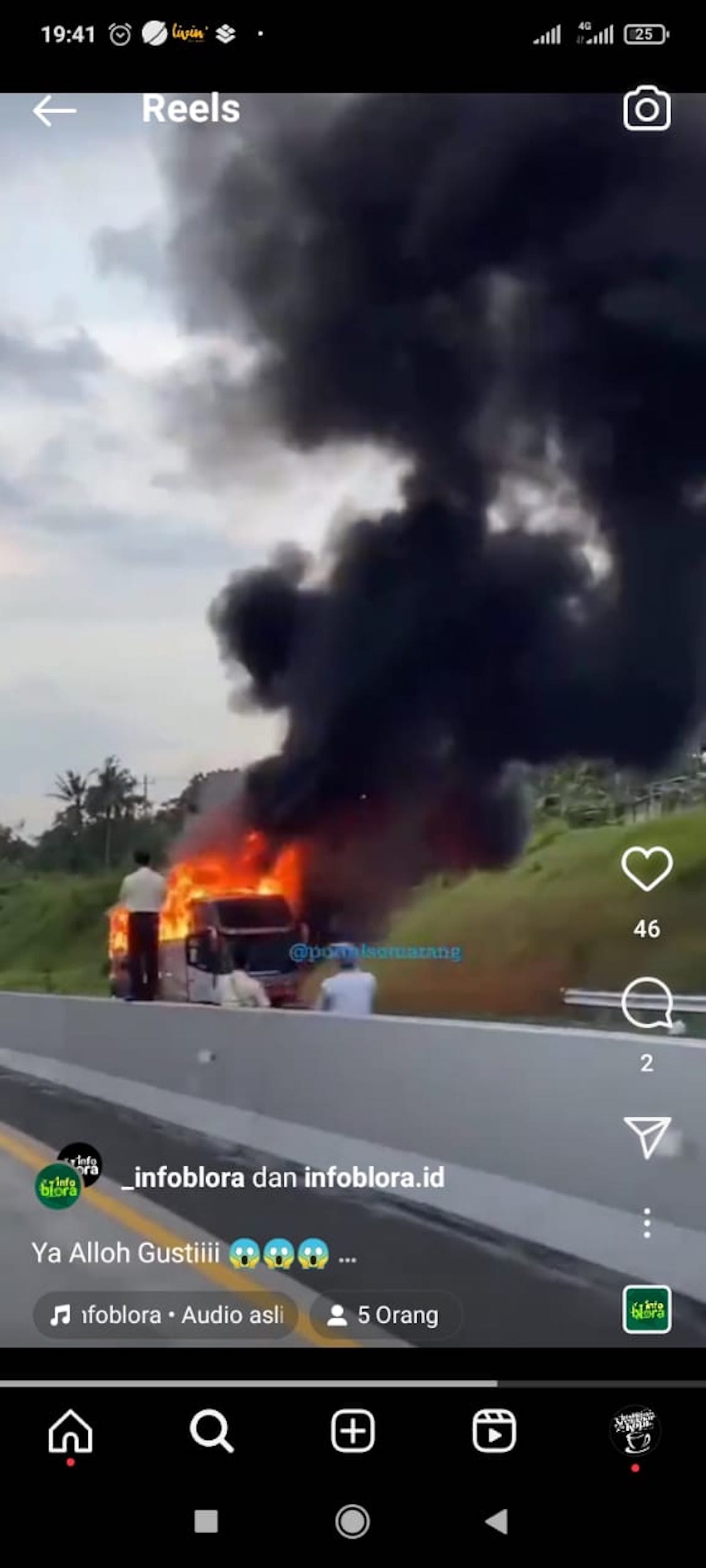 BREAKING NEWS! Bus Rosalia Indah Terbakar Hebat di Tol Salatiga - Solo, Kejadian Sore Ini Sabtu 16 Maret 2024