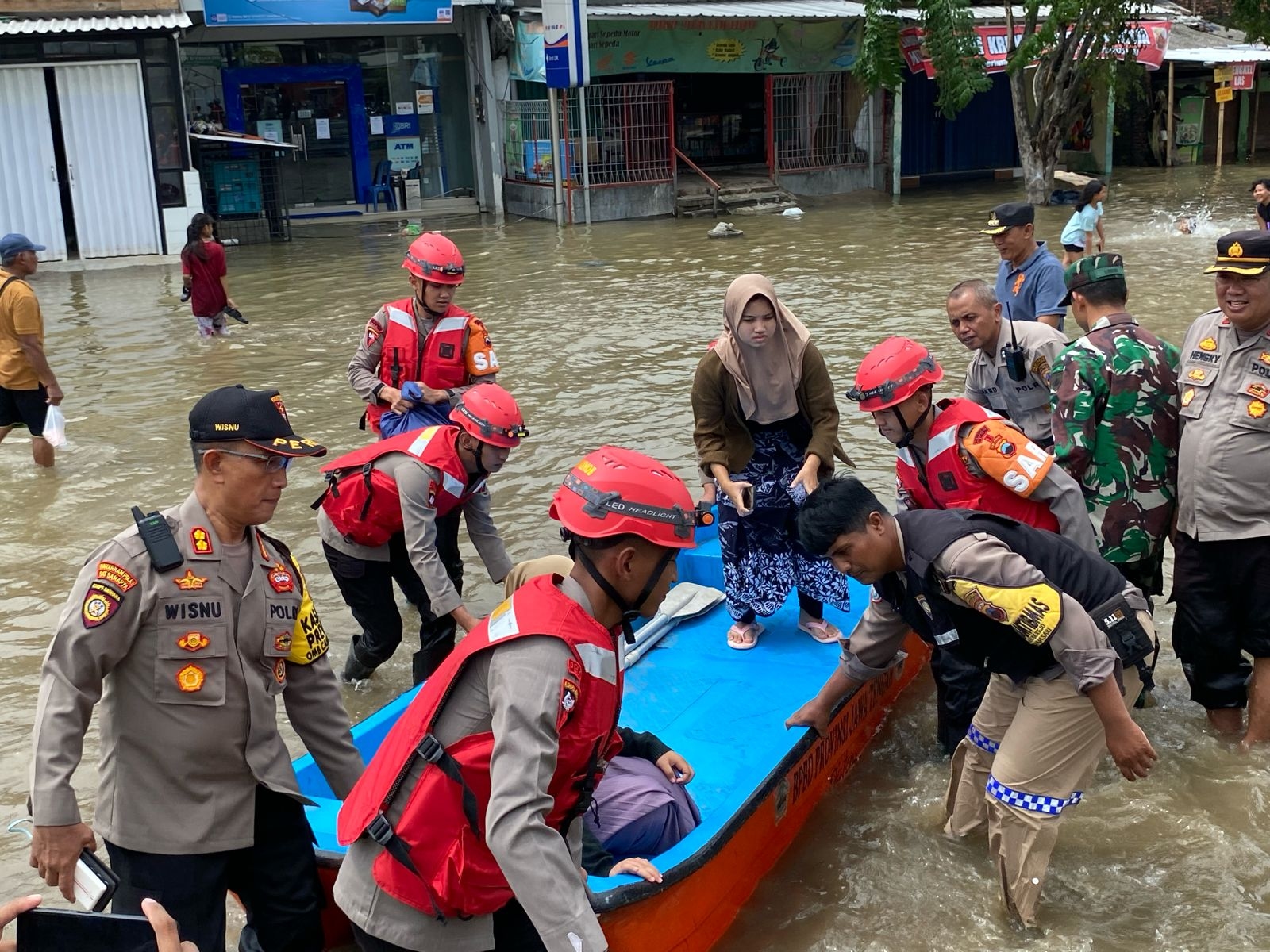 Update Banjir Demak, 89 Desa Terendam Banjir Akibat 6 Tanggul Jebol