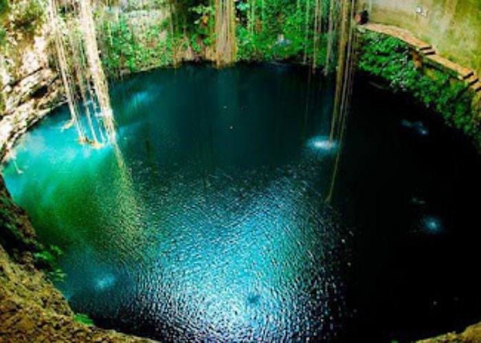 Penelusuran Sumur Paling Angker di Dunia: Misteri El Cenote Sagrado, Lubang Reruntuhan Keramat dari Peradaban Maya